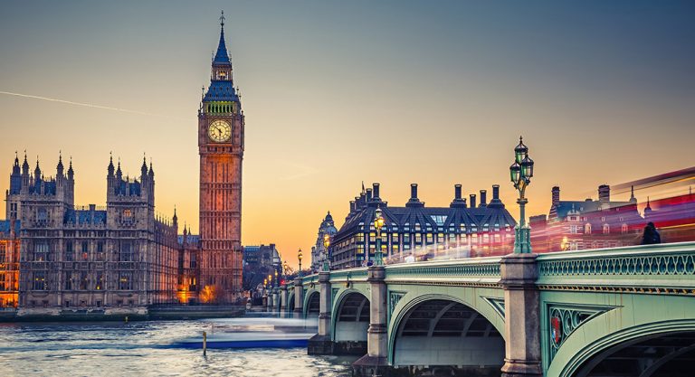 Contactless mobile payments foray into the uk market